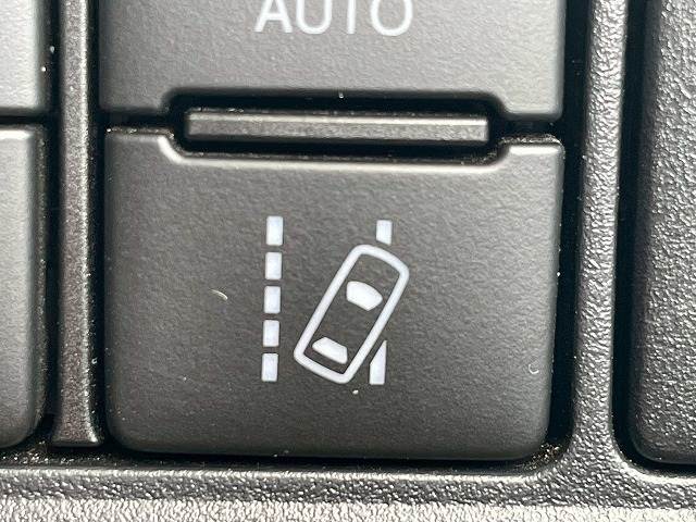 トヨタ ヴォクシーの画像9