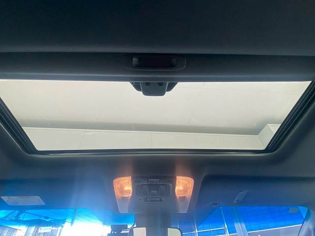 トヨタ アルファードの画像7