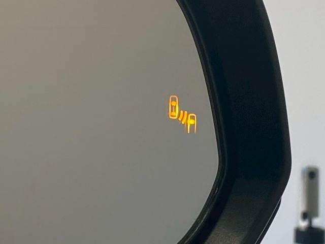 ヴォクシーハイブリッドS-Z 内装他