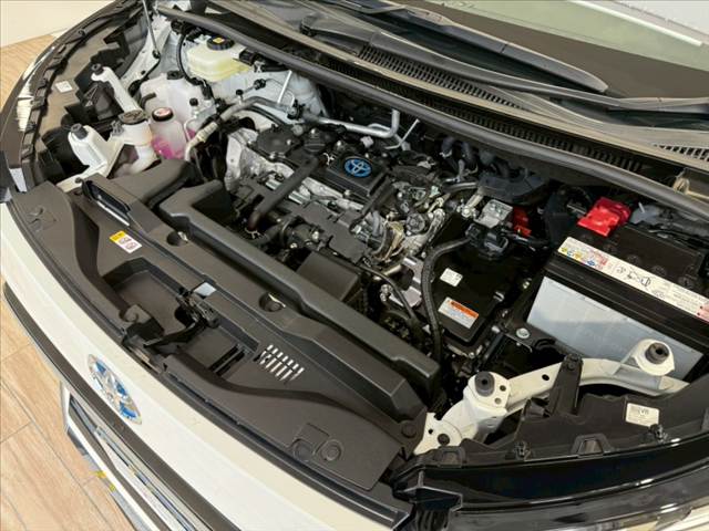 トヨタ ヴォクシーハイブリッドの画像20