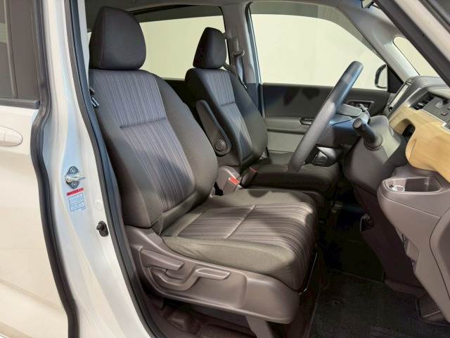 ホンダ フリードハイブリッドの画像11