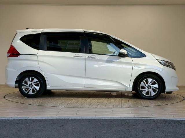 ホンダ フリードハイブリッドの画像16