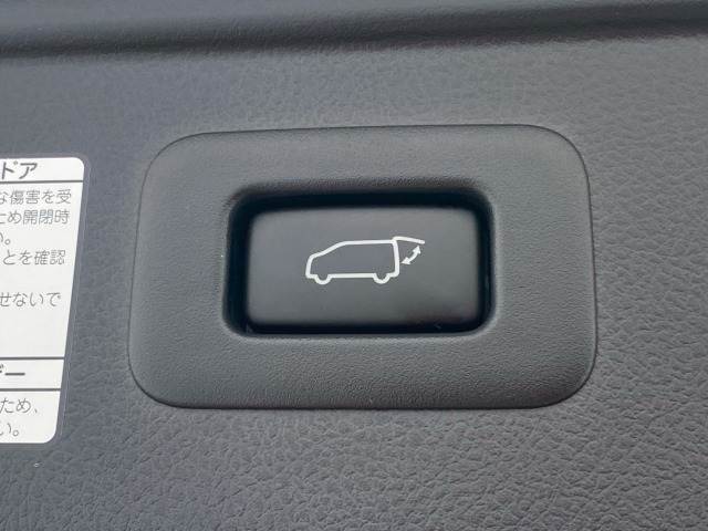 トヨタ アルファードの画像8