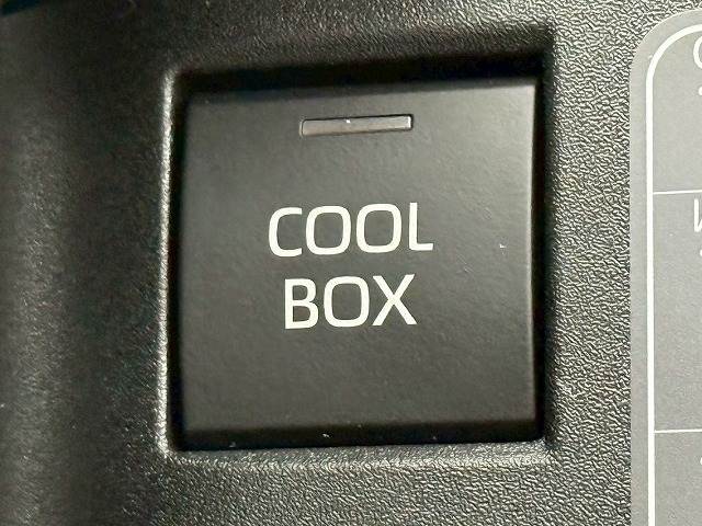 トヨタ ランドクルーザー300系 ZX 7人乗り ｜SUVといえばグッド