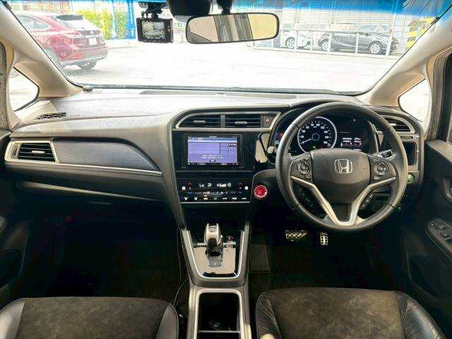 シャトルハイブリッドHYBRID X Honda SENSING 内装他