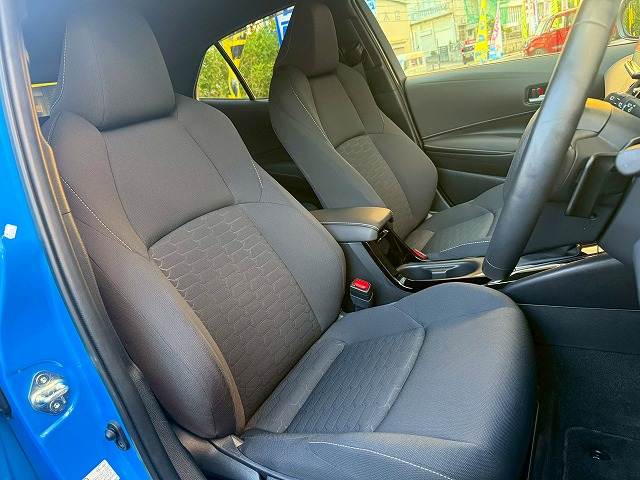 トヨタ カローラスポーツの画像11