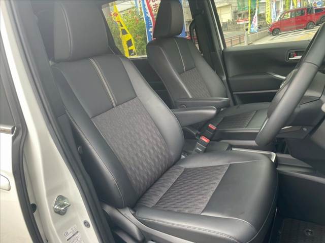 トヨタ ノアハイブリッドの画像10