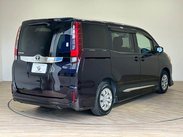 トヨタ ノアの画像17