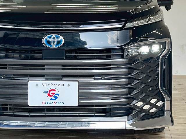 トヨタ ヴォクシーハイブリッドの画像18