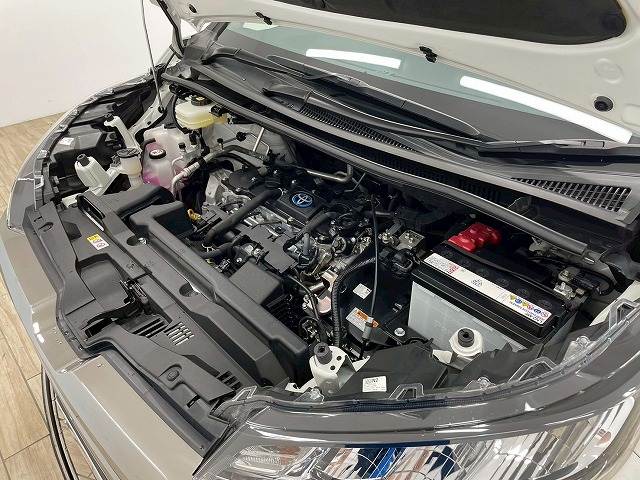 トヨタ ノアハイブリッドの画像20