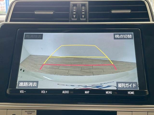 トヨタ ランドクルーザープラドの画像3