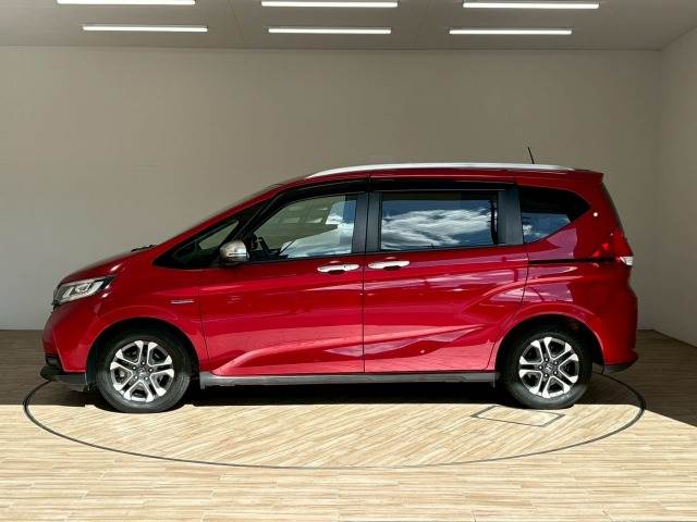 ホンダ フリードハイブリッドの画像16