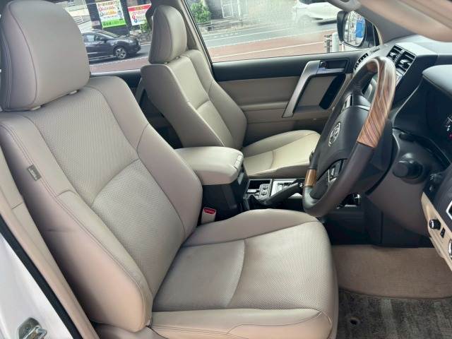 トヨタ ランドクルーザープラドの画像10