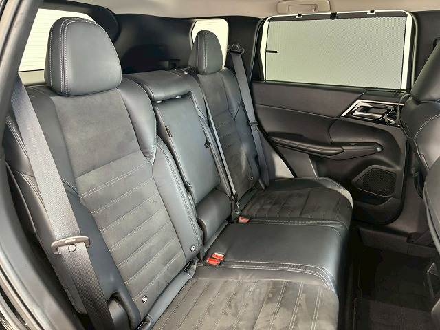 三菱 アウトランダーPHEVの画像12