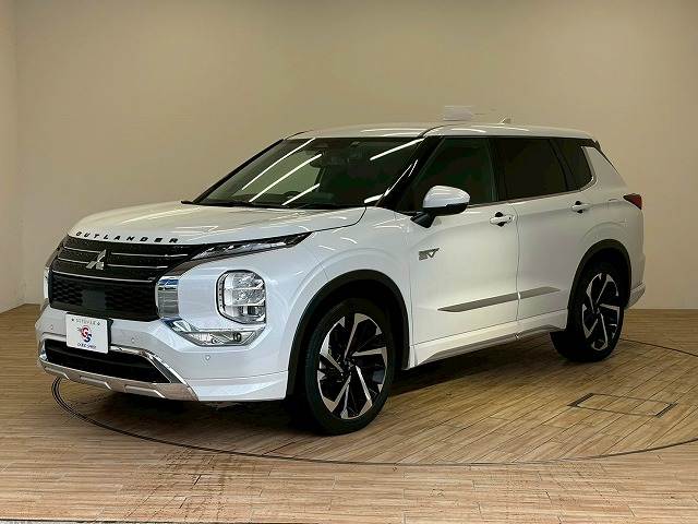 三菱 アウトランダーPHEVの画像14