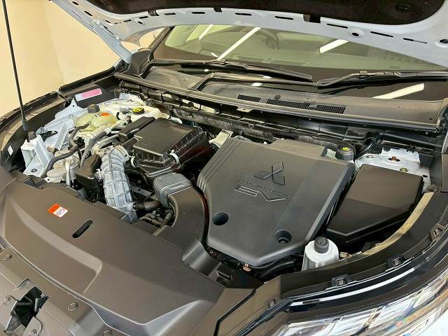 三菱 アウトランダーPHEVの画像20