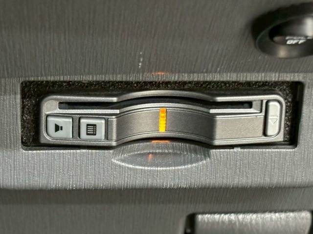 プリウスαS 内装他