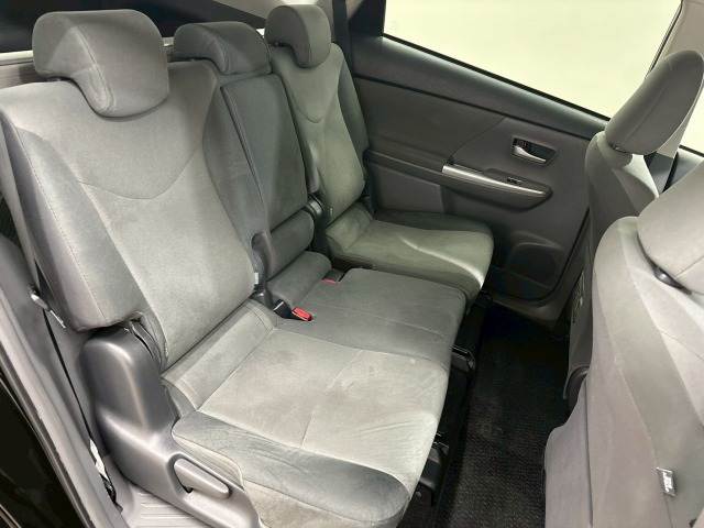 トヨタ プリウスαの画像11