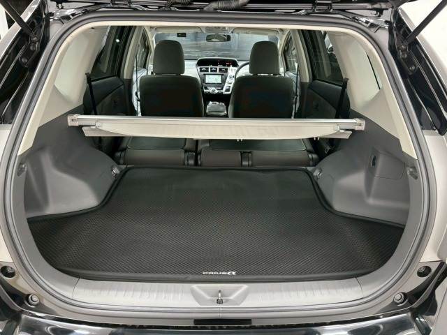 トヨタ プリウスαの画像12