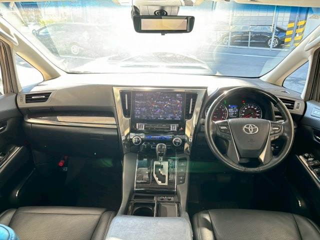 アルファードS“C パッケージ” 内装他