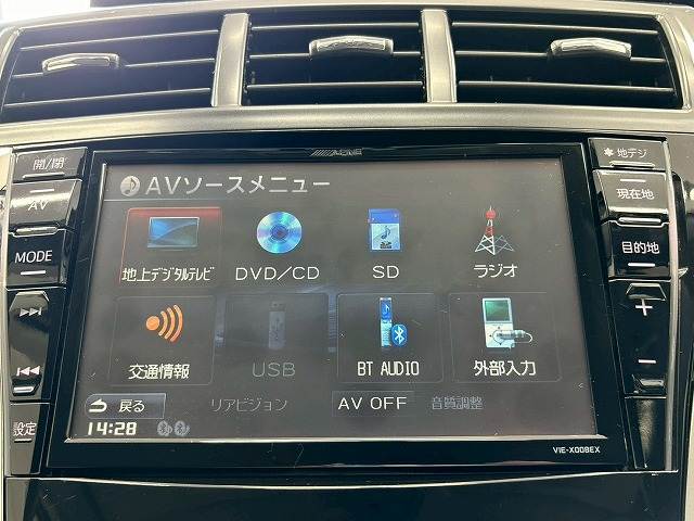 プリウスαS 内装他