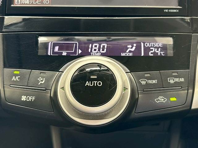 トヨタ プリウスαの画像8