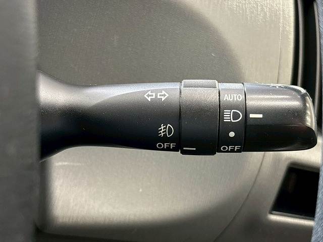 トヨタ プリウスαの画像9