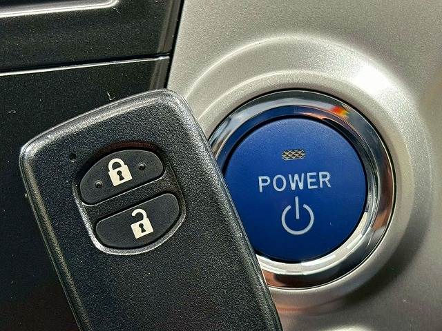 トヨタ プリウスαの画像7