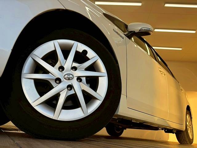 トヨタ プリウスαの画像19