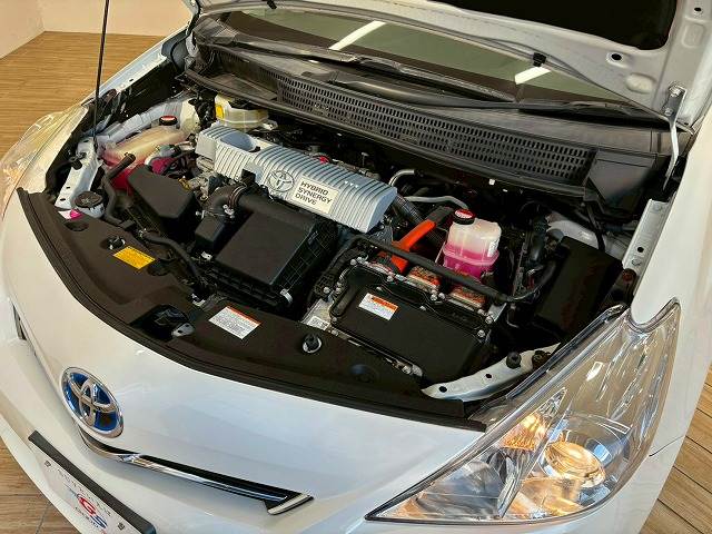 トヨタ プリウスαの画像20
