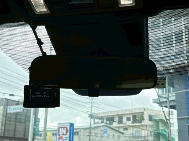 トヨタ ノアハイブリッドの画像8