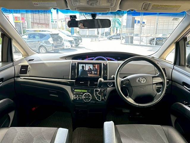 エスティマアエラス Premium Edition 7人乗 内装他