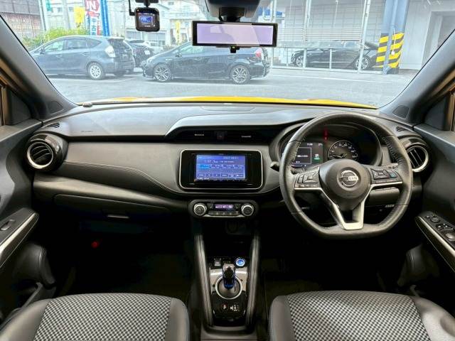 キックスX 内装他