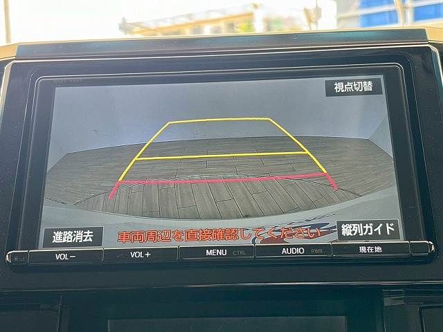 トヨタ ヴェルファイアの画像4