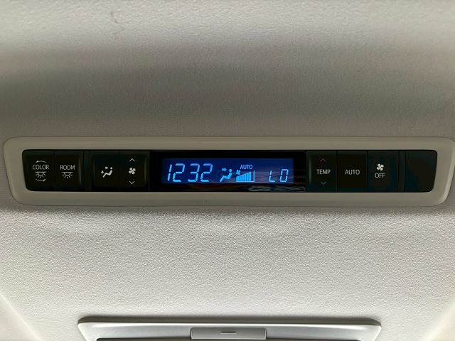 トヨタ ヴェルファイアの画像6