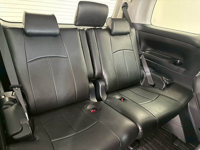 トヨタ ヴェルファイアの画像12