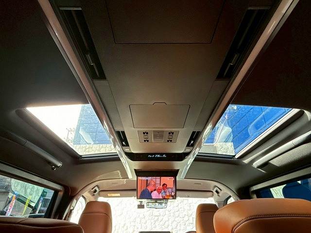 ヴェルファイアハイブリッドZ Premier 内装他