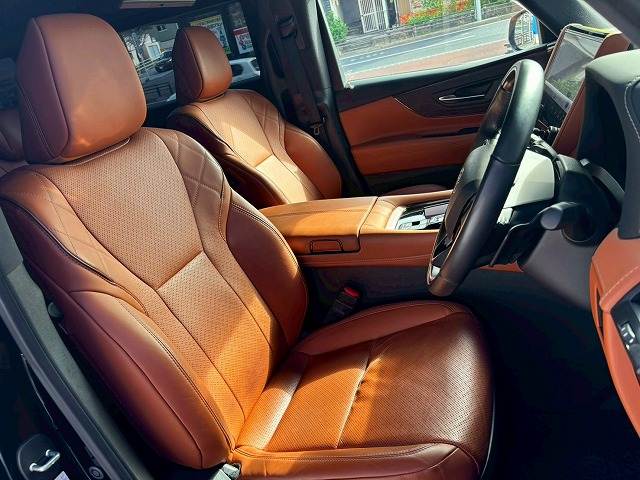 トヨタ ヴェルファイアハイブリッドの画像10