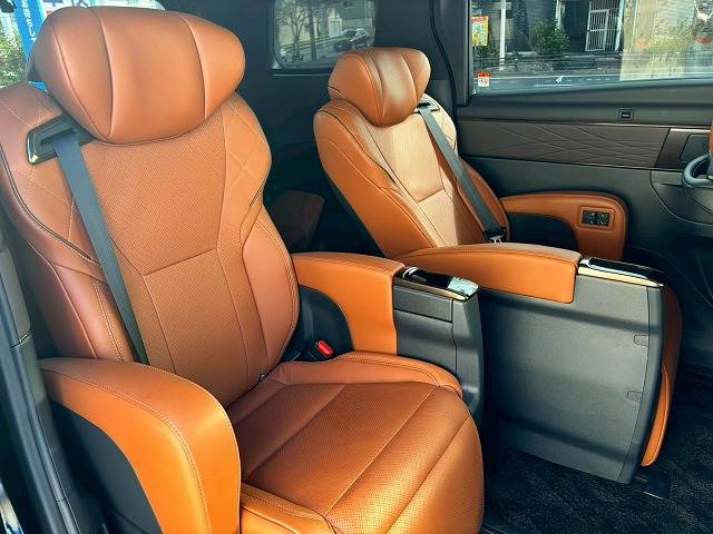 トヨタ ヴェルファイアハイブリッドの画像11