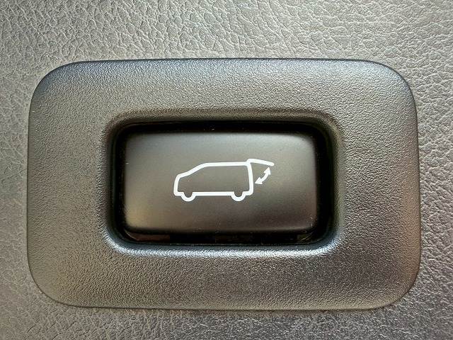 トヨタ ヴェルファイアの画像8