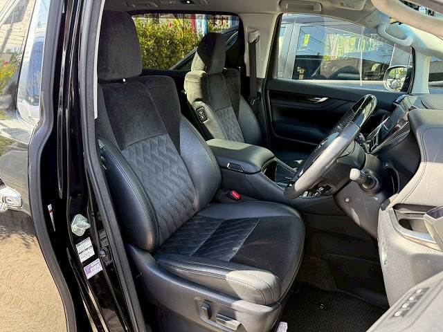 トヨタ ヴェルファイアの画像10