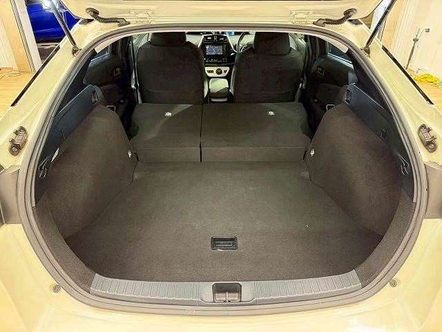 トヨタ プリウスの画像13