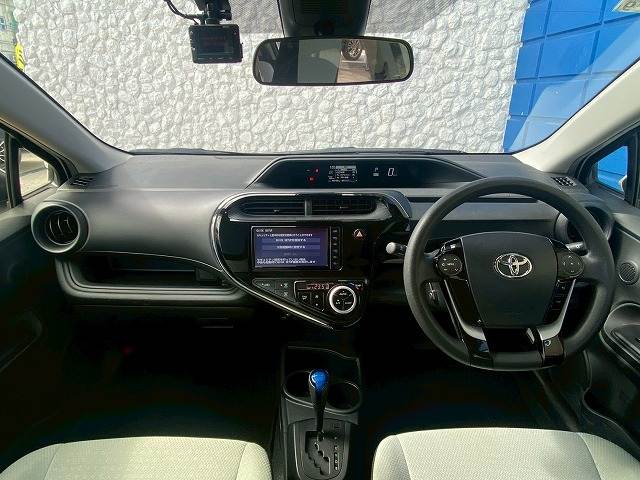 アクアS “Business Package” 内装他