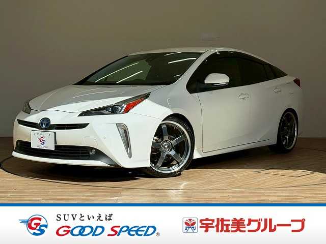 トヨタプリウスS “ツーリングセレクション”