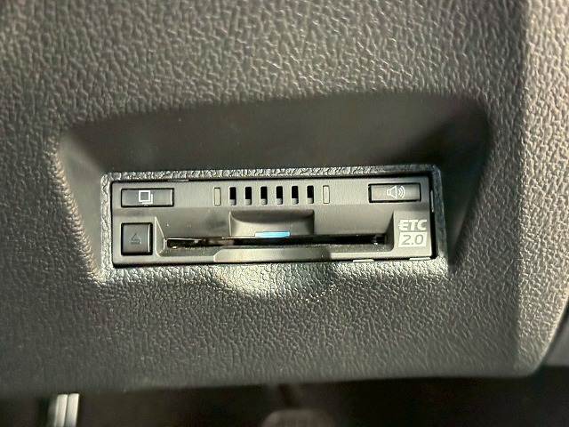 トヨタ プリウスの画像11