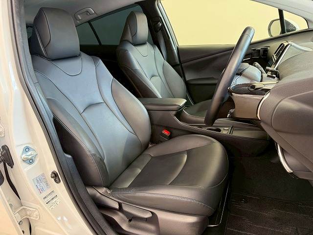 トヨタ プリウスの画像12