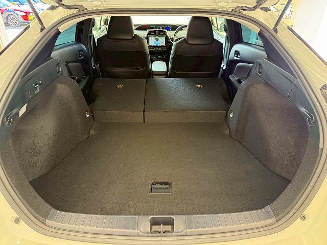 トヨタ プリウスの画像14