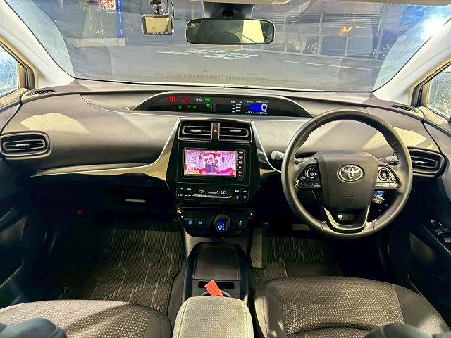 プリウスS 内装他