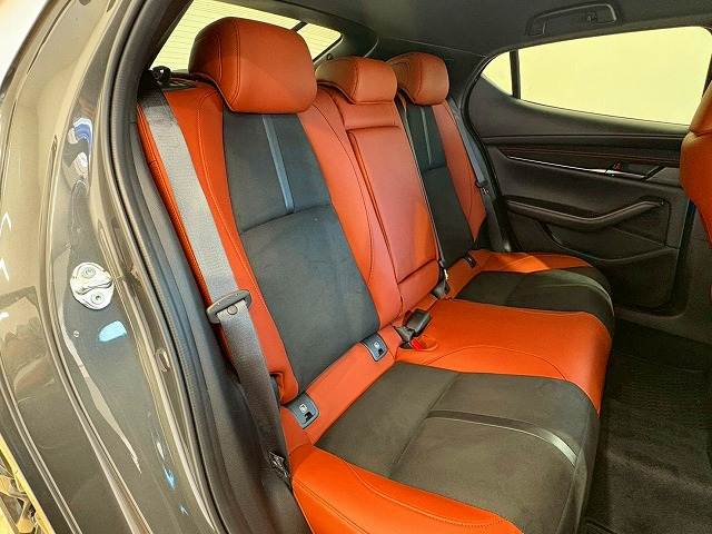 マツダ MAZDA3 FASTBACKの画像12