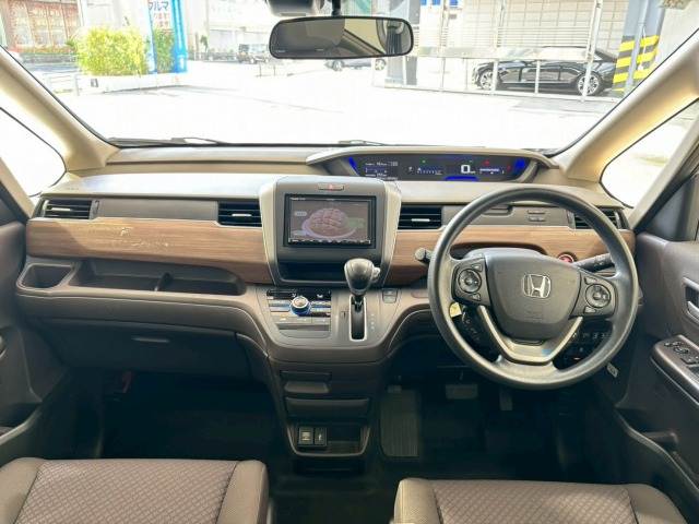 フリードG Honda SENSING 内装他